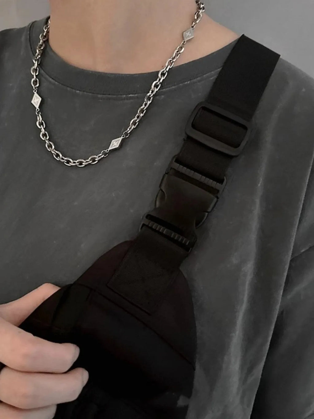 Men's hip hop style titanium steel necklace with octagonal star diamond pendant and Cuban link chain