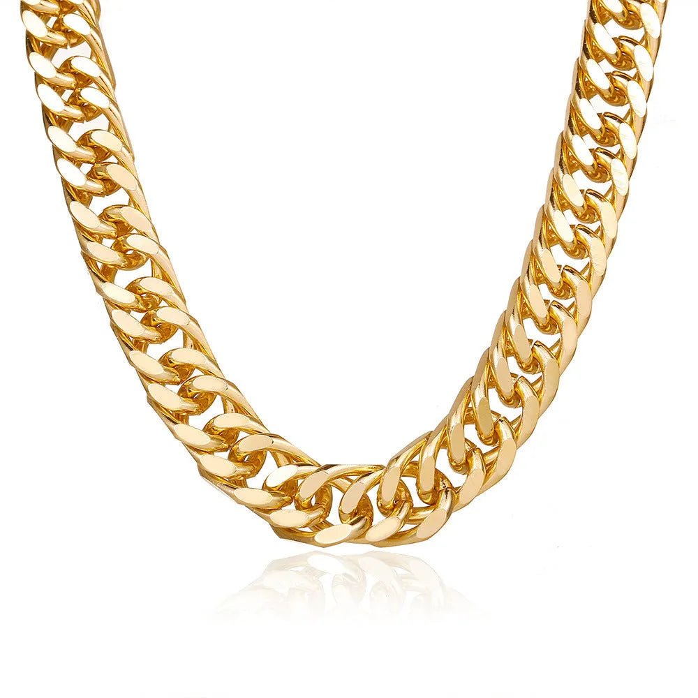 Gold women's thick chain necklace with 6cm pendant on 32cm chain, electroplated alloy construction