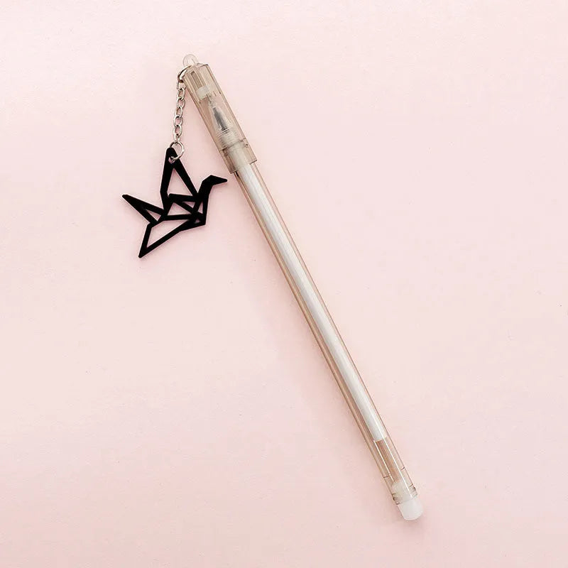 Plastic gel pen with paper crane or rabbit pendant decoration, 17cm length with 0.38mm fine tip