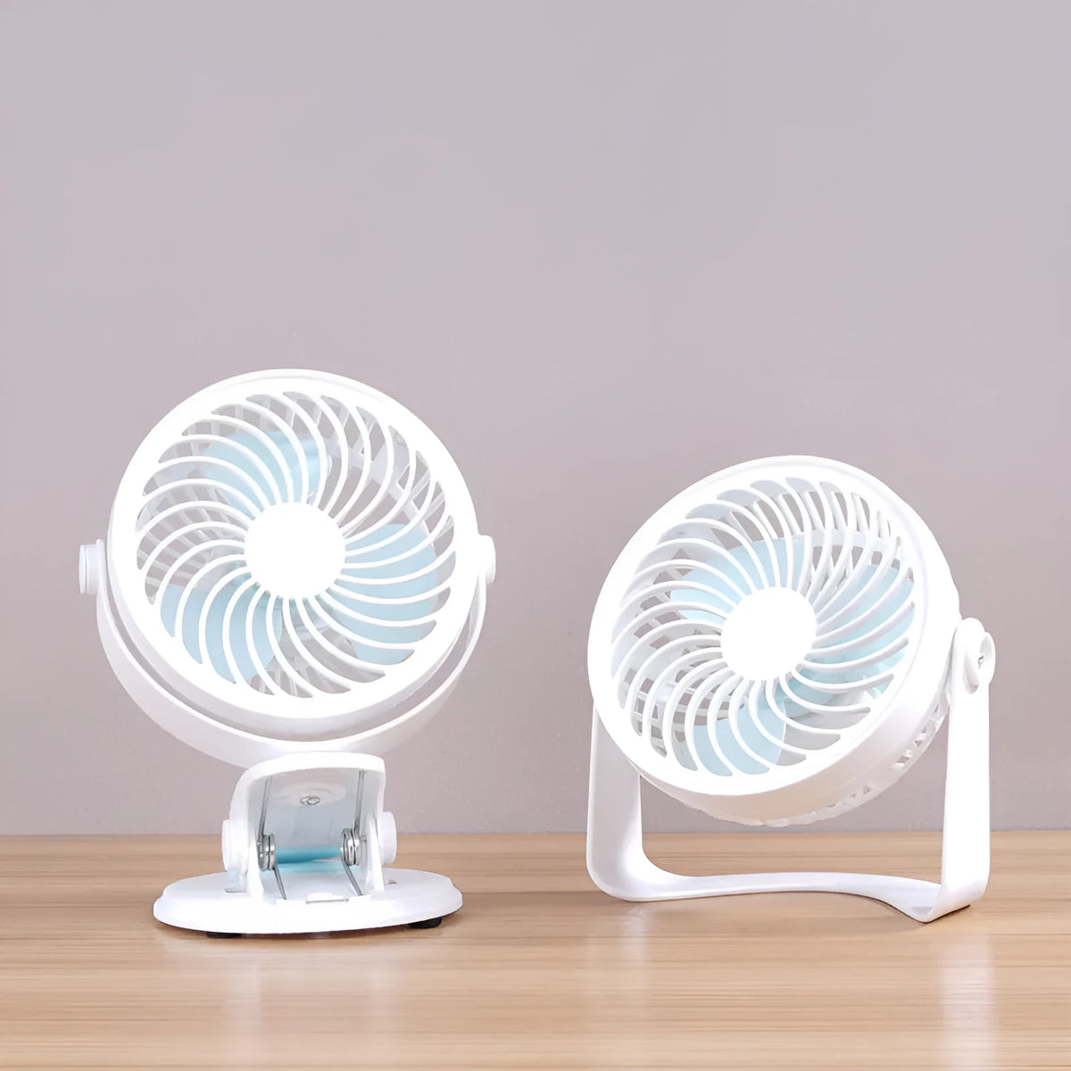 USB desktop fan with clip attachment showing compact 19x15x10cm design and three blades
