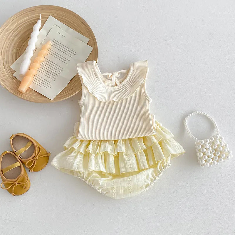 Girls' beige cotton summer set with sleeveless ruffled collar top and double layer Bud-waisted shorts