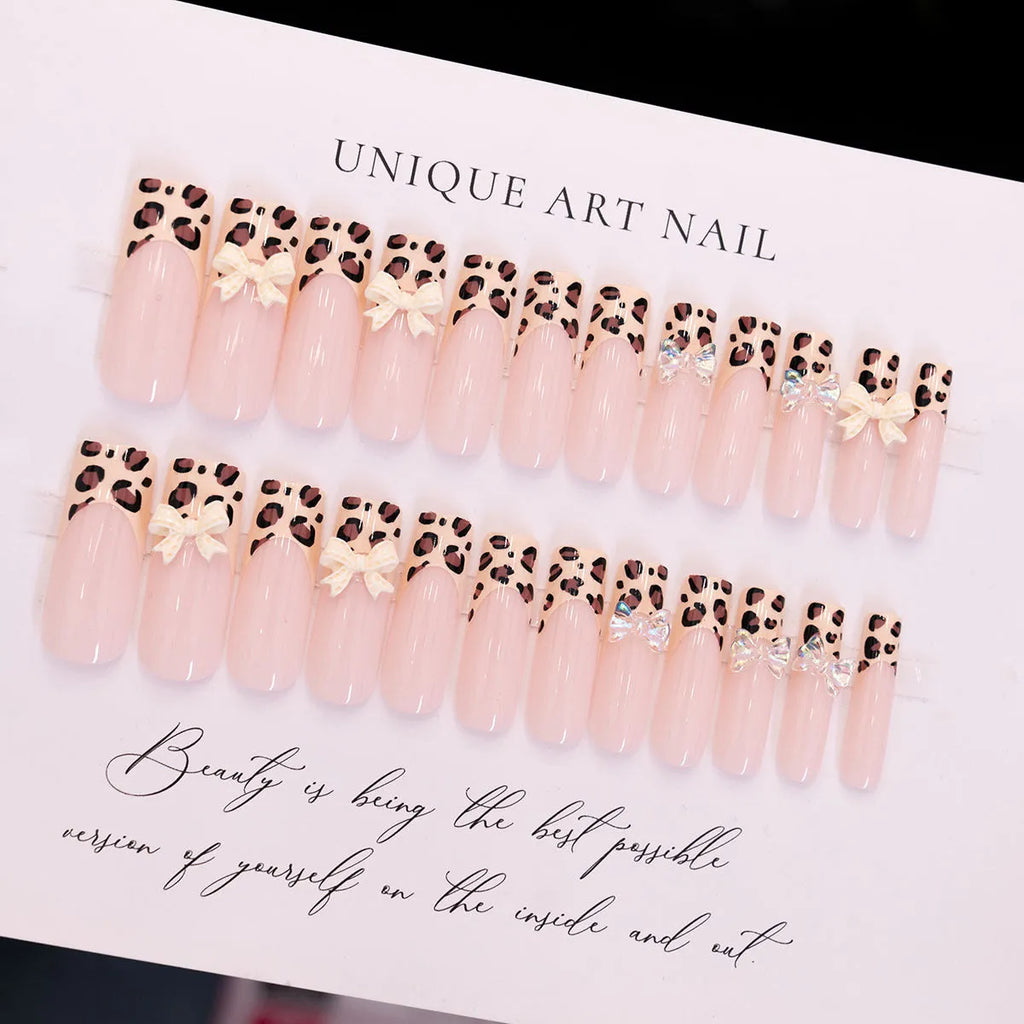 Leopard print butterfly design artificial fingernail set for DIY manicures