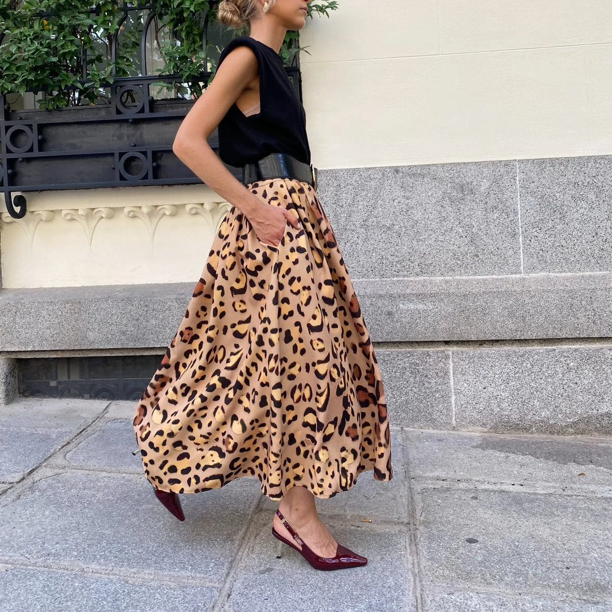 Brown leopard print women's A-line long skirt with big hem design