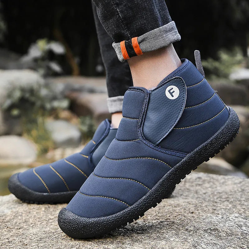 Men's cotton snow boots with non-slip rubber sole and plush lining in black, blue, green, or yellow.