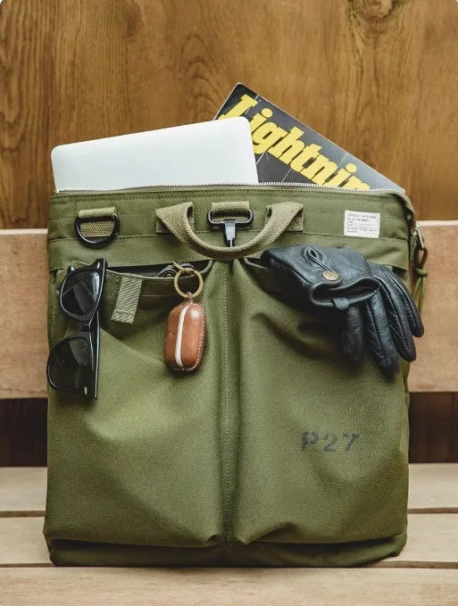 Marden Tooling Helmet retro canvas messenger bag for 15-inch laptops in charcoal black colour.