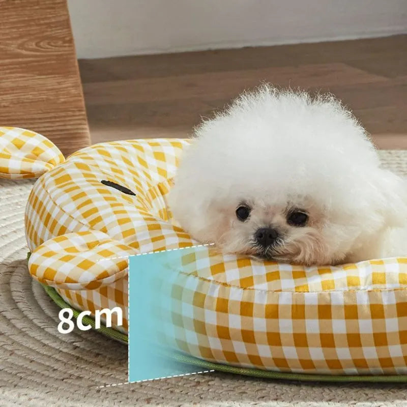 Four seasons pet cooling mat bed for dogs and cats in green or yellow with four size options