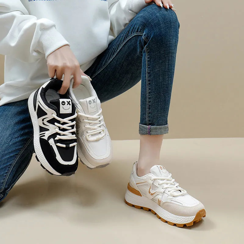 Women's platform casual shoes in black with round toe, lace-up front and flat heel