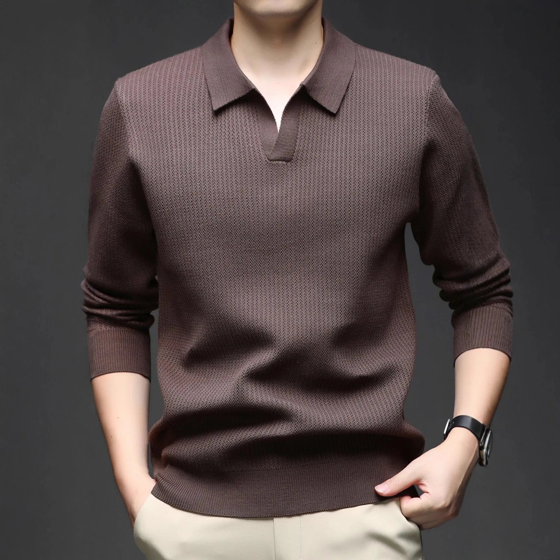 Men's loose fit pullover sweater in green colour, casual design with long sleeves