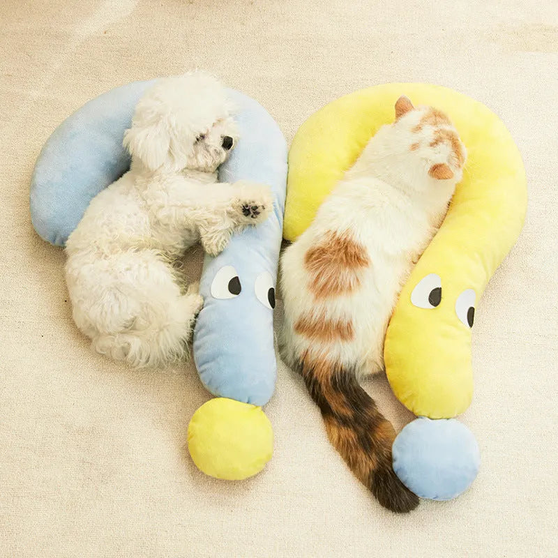 Blue and yellow rectangular pet cushion measuring 62 by 39 centimetres for dogs and cats