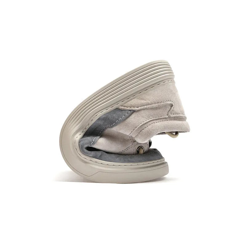 Men's grey casual leather skate shoes with round toe design and rubber sole