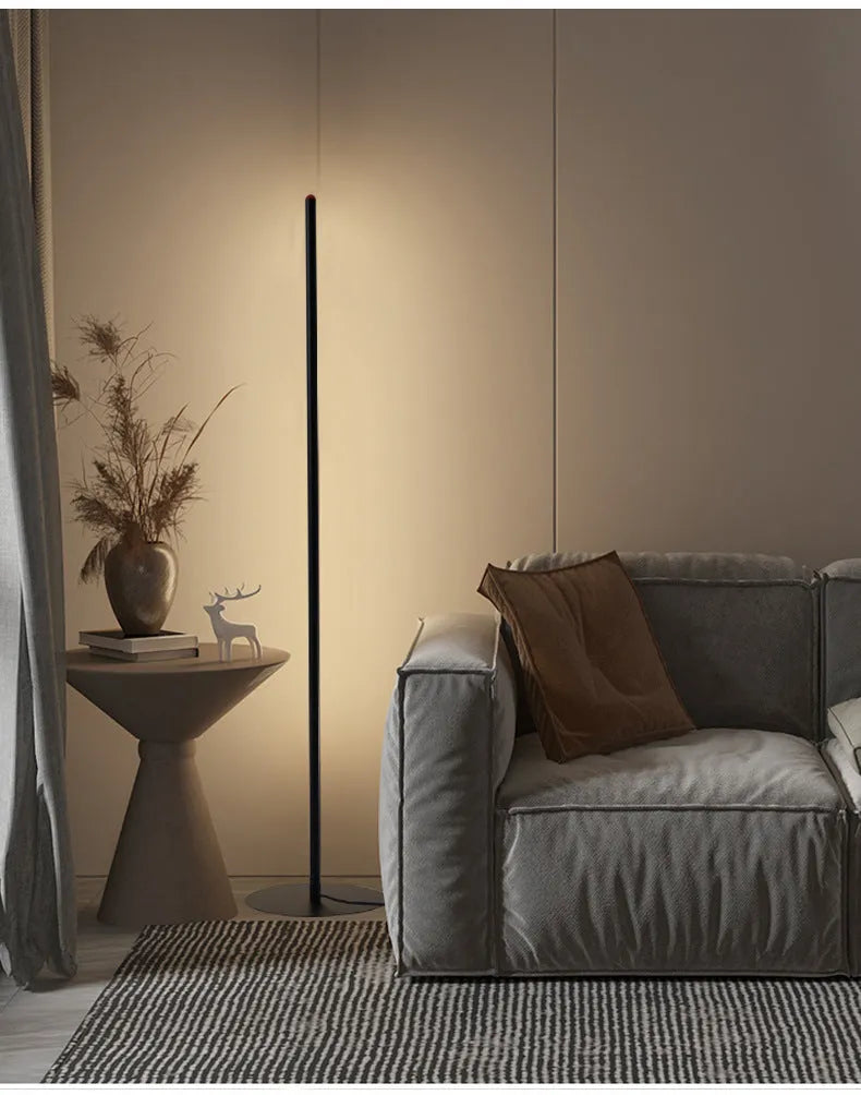 Vertical aluminium floor lamp in modern simple style with height options