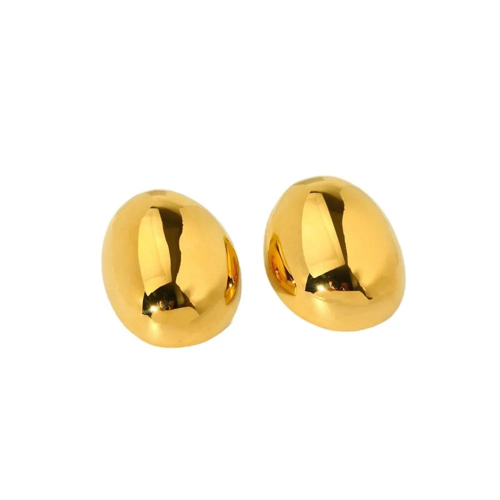 Geometric line design stainless steel ear studs with 18K gold electroplated glazed finish, colour DFE139.