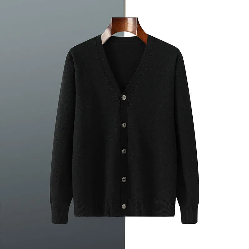 Andy velvet cardigan coat for men with V-neck design and long sleeves in loose fit