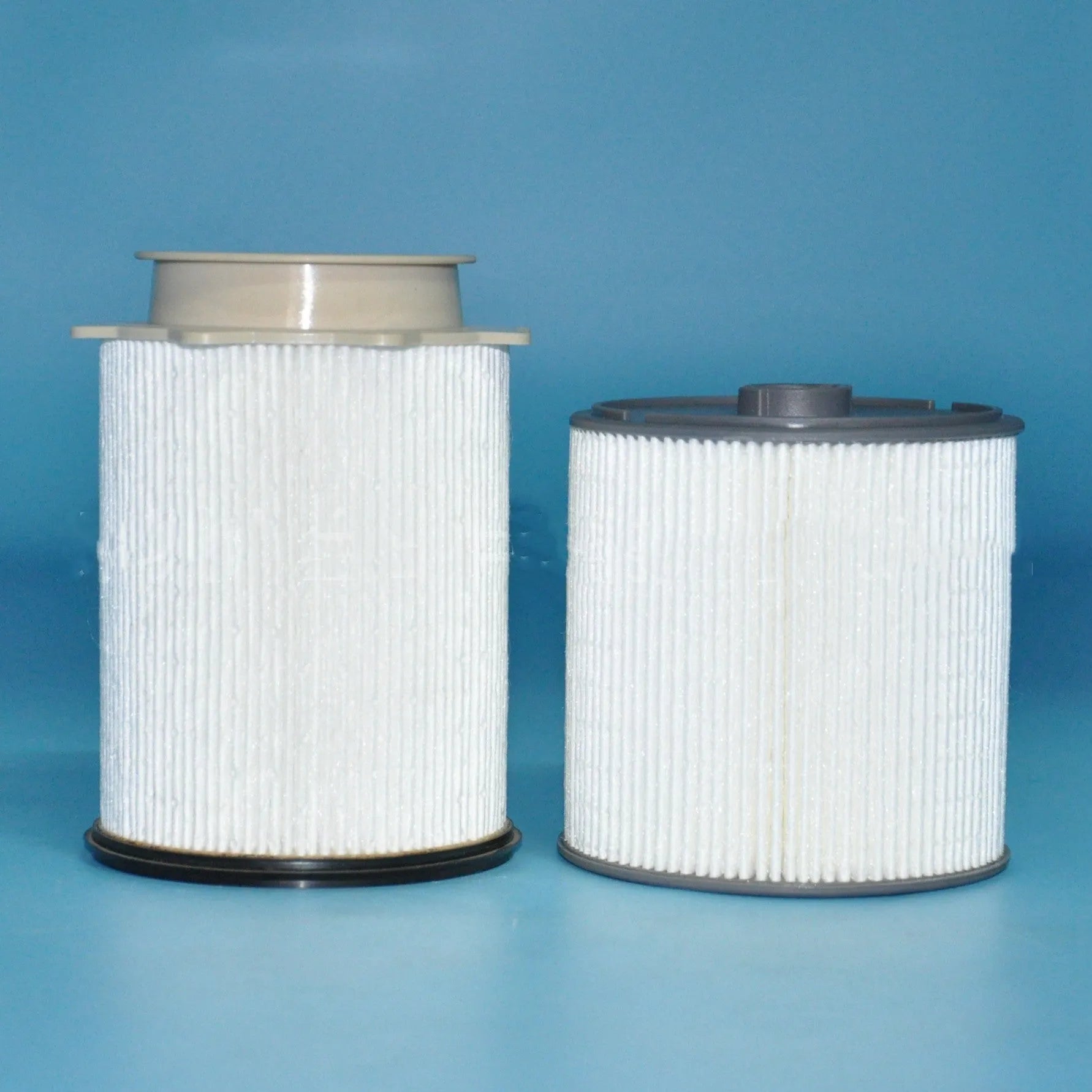 White diesel fuel filter kit for RAM 1500 to 5500 series trucks.