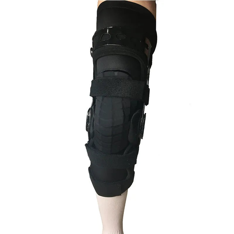 Black anterior ligament knee pad with adjustable straps and side stabilisers for ACL MCL LCL support
