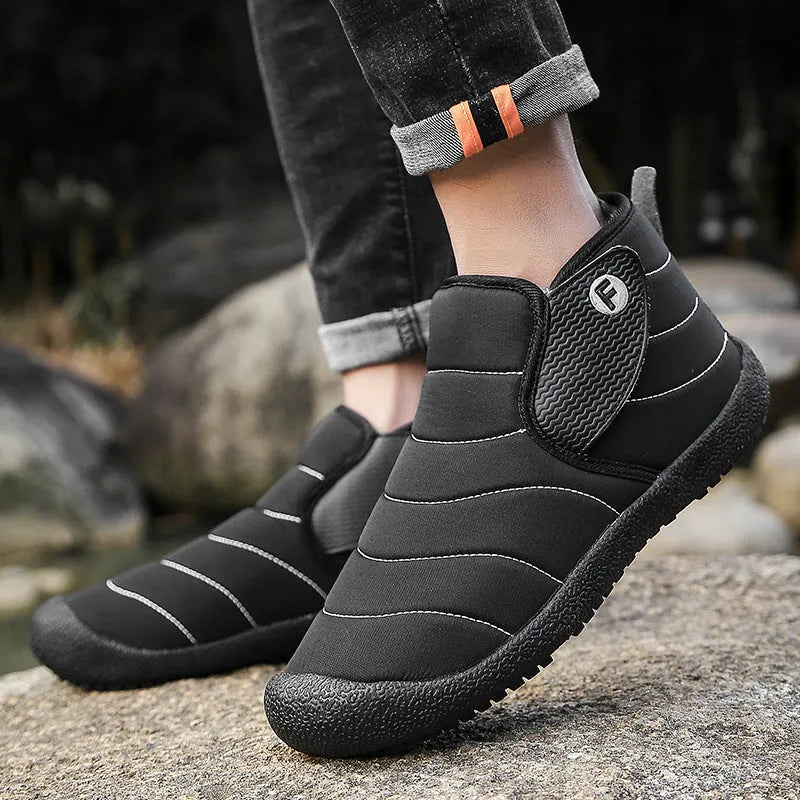 Men's cotton snow boots with non-slip rubber sole and plush lining in black, blue, green, or yellow.