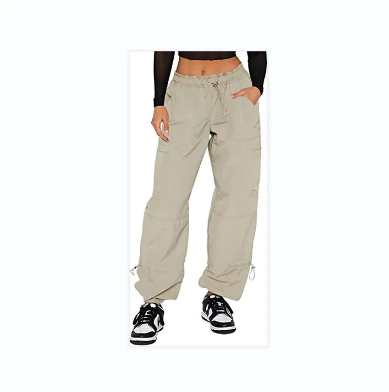 Men's straight leg cargo trousers with multiple pockets in loose fit polyester fabric