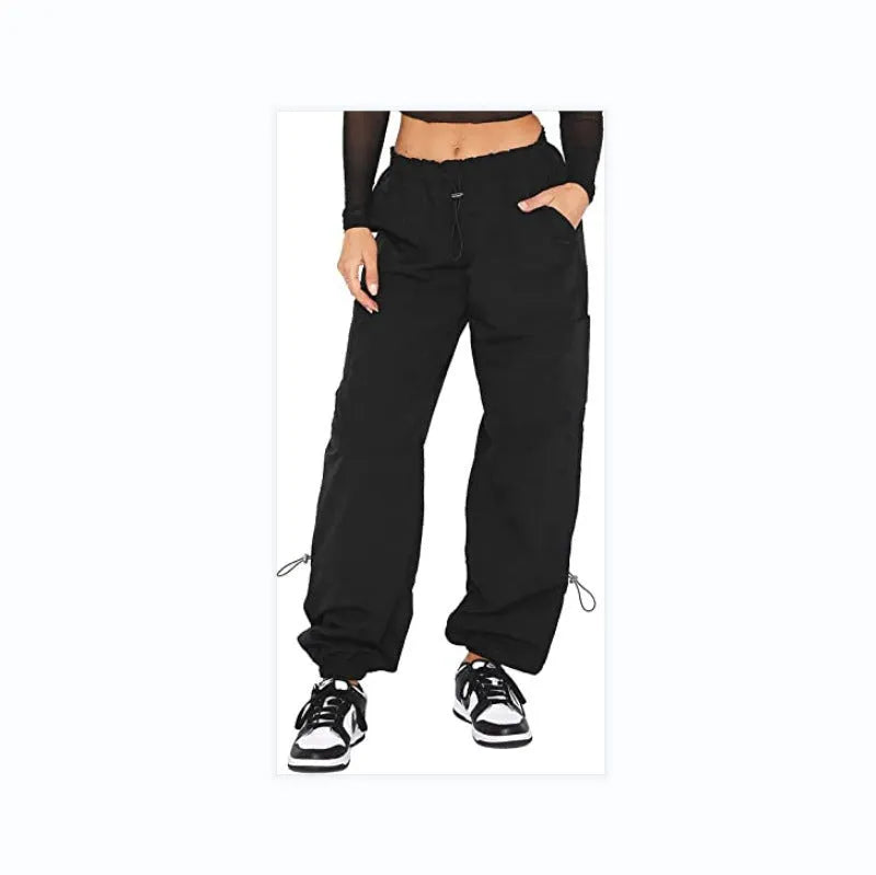 Men's straight leg cargo trousers with multiple pockets in loose fit polyester fabric