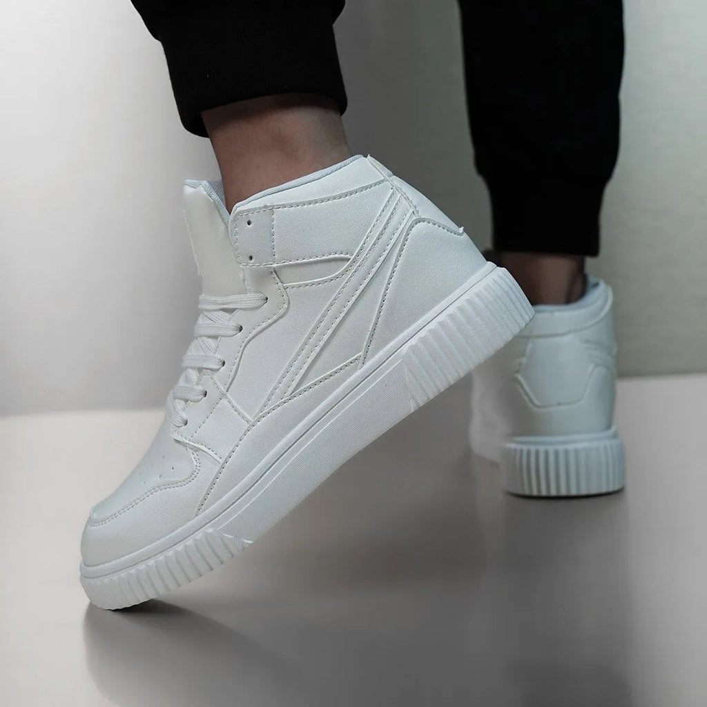 White men's casual lace-up shoes with a round toe and microfiber upper.