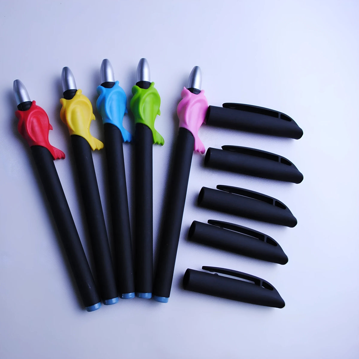 Automatic fading ink pen set with eight blue refills and 0.5mm tip