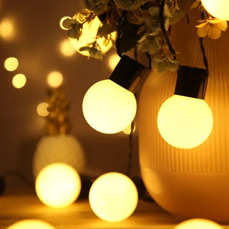 10 metre black solar string lights with 40 transparent plastic bulbs for outdoor festival decoration