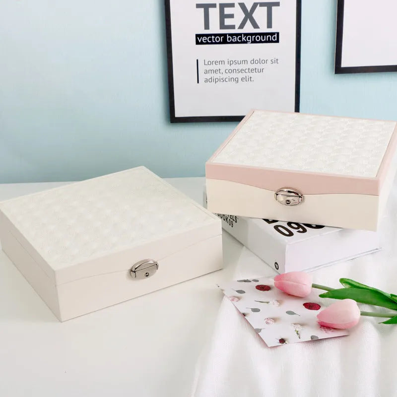 Red or white PU leather jewellery storage box with large capacity for necklaces and rings