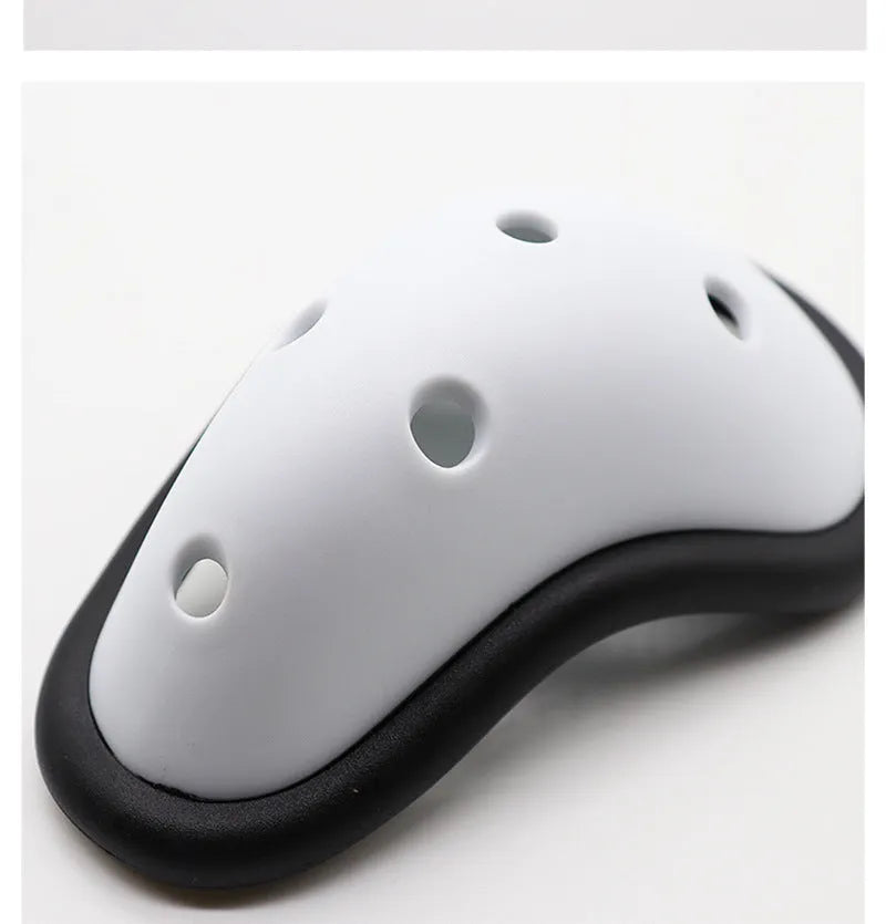 Rubber genital sports protector for Sanda, Taekwondo, boxing, rugby and hockey