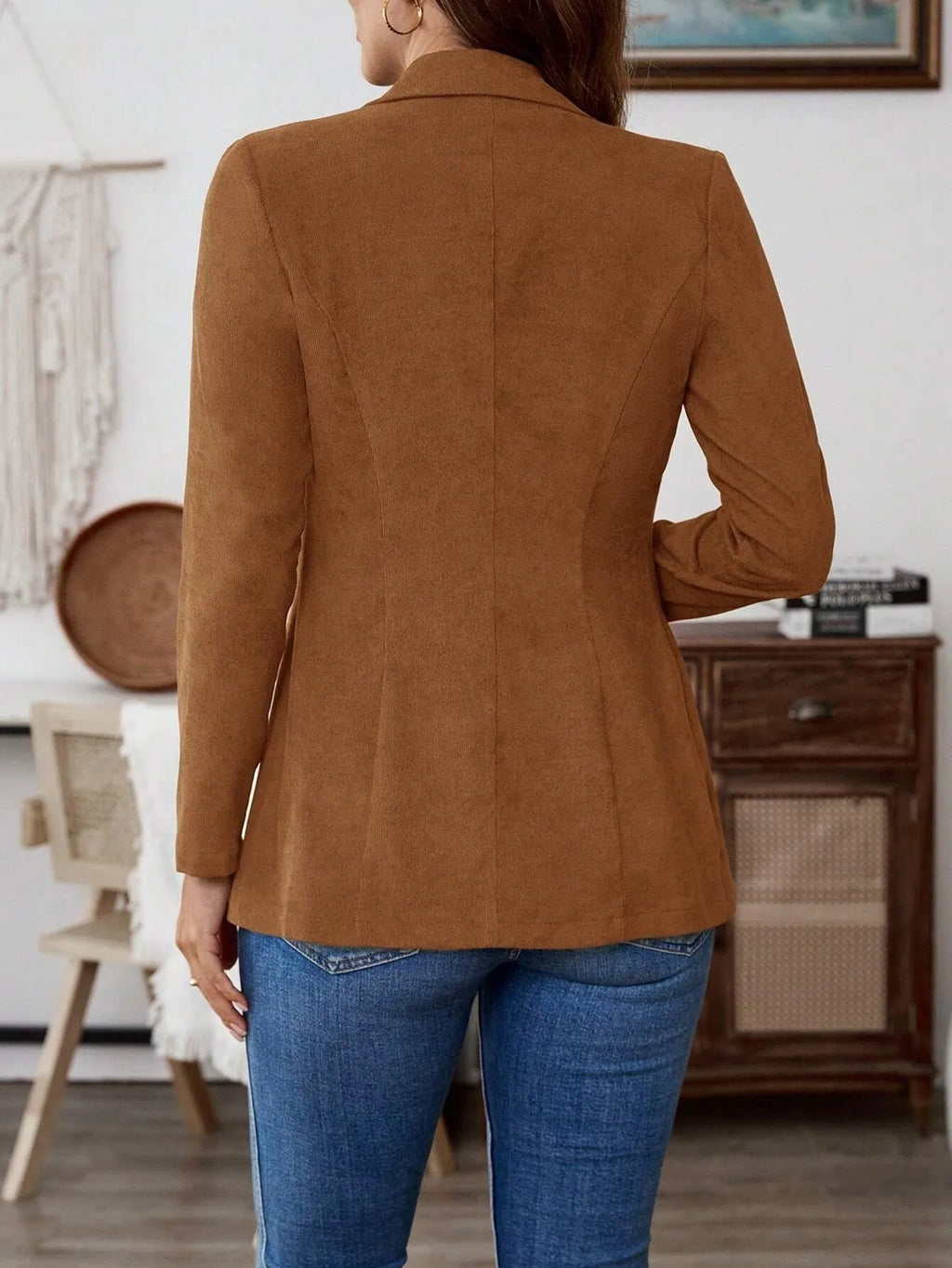 Brown men's single-breasted leisure suit coat with long sleeves available in sizes S M L XL