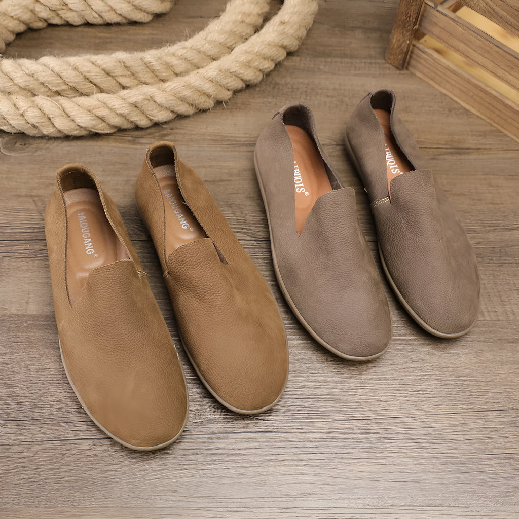 Handmade men's casual shoes in khaki and grey colours with cowhide leather construction and flat wedge heel