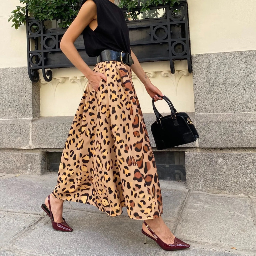 Brown leopard print women's A-line long skirt with big hem design