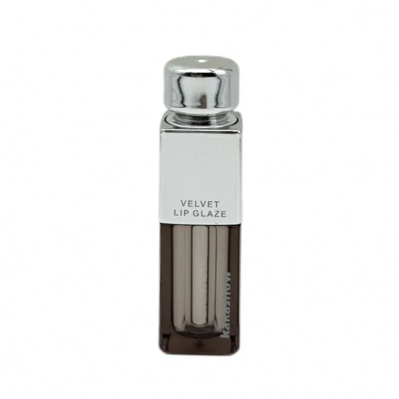Kakashow Matte Soft Mist Lipstick in six colour shades showing velvet finish