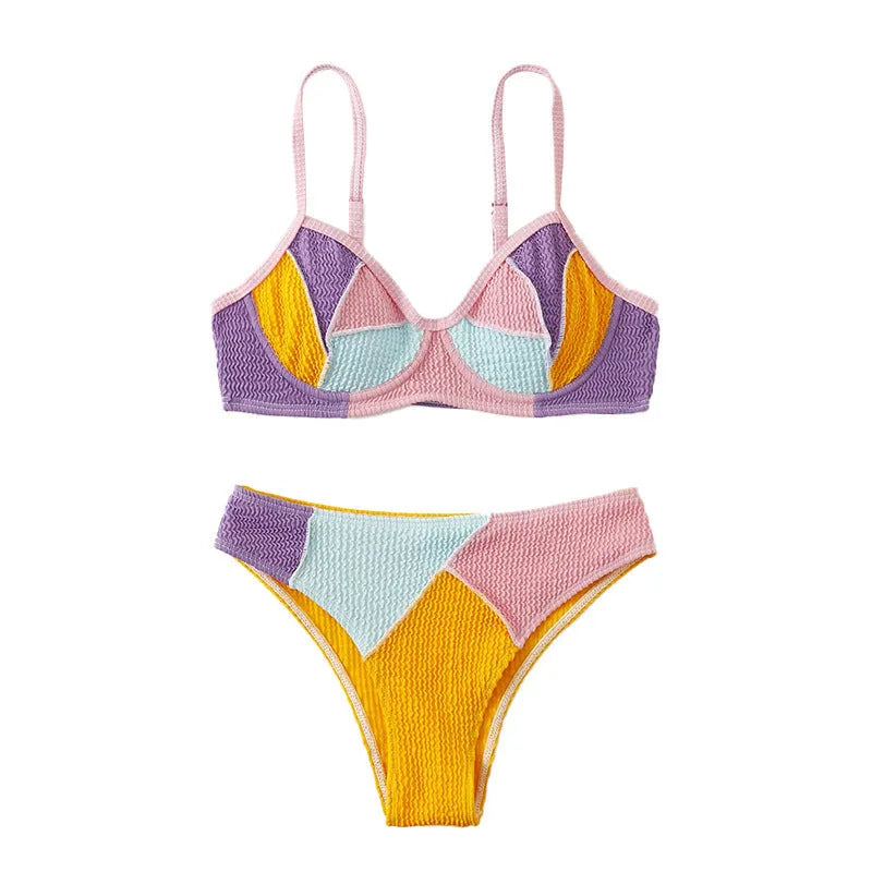 Ladies splicing colour bikini set with steel bracket push-up top and high-waisted shorts on a mannequin.
