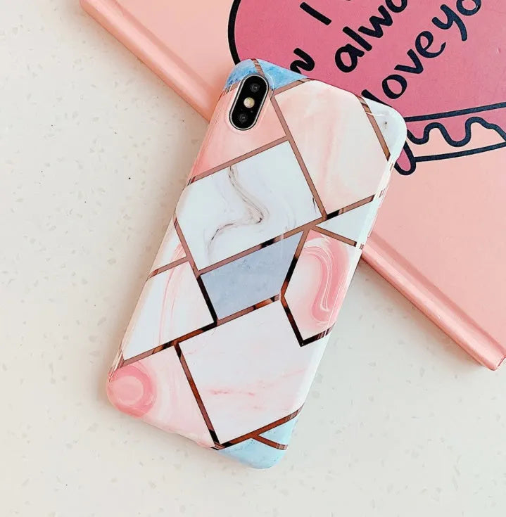 Transparent silicone iPhone case showing compatibility with multiple Apple iPhone models