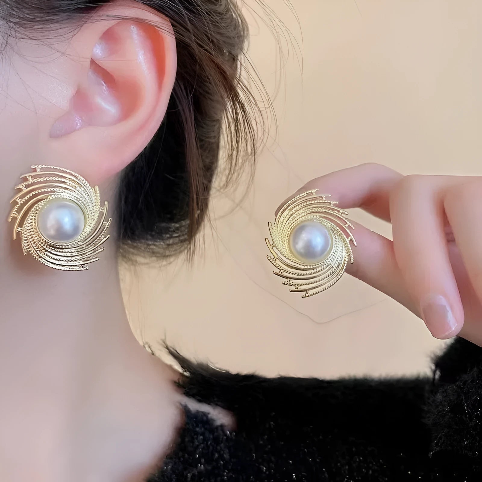 Women's vintage flower earrings with exaggerated pearl drops and gold-tone electroplated finish