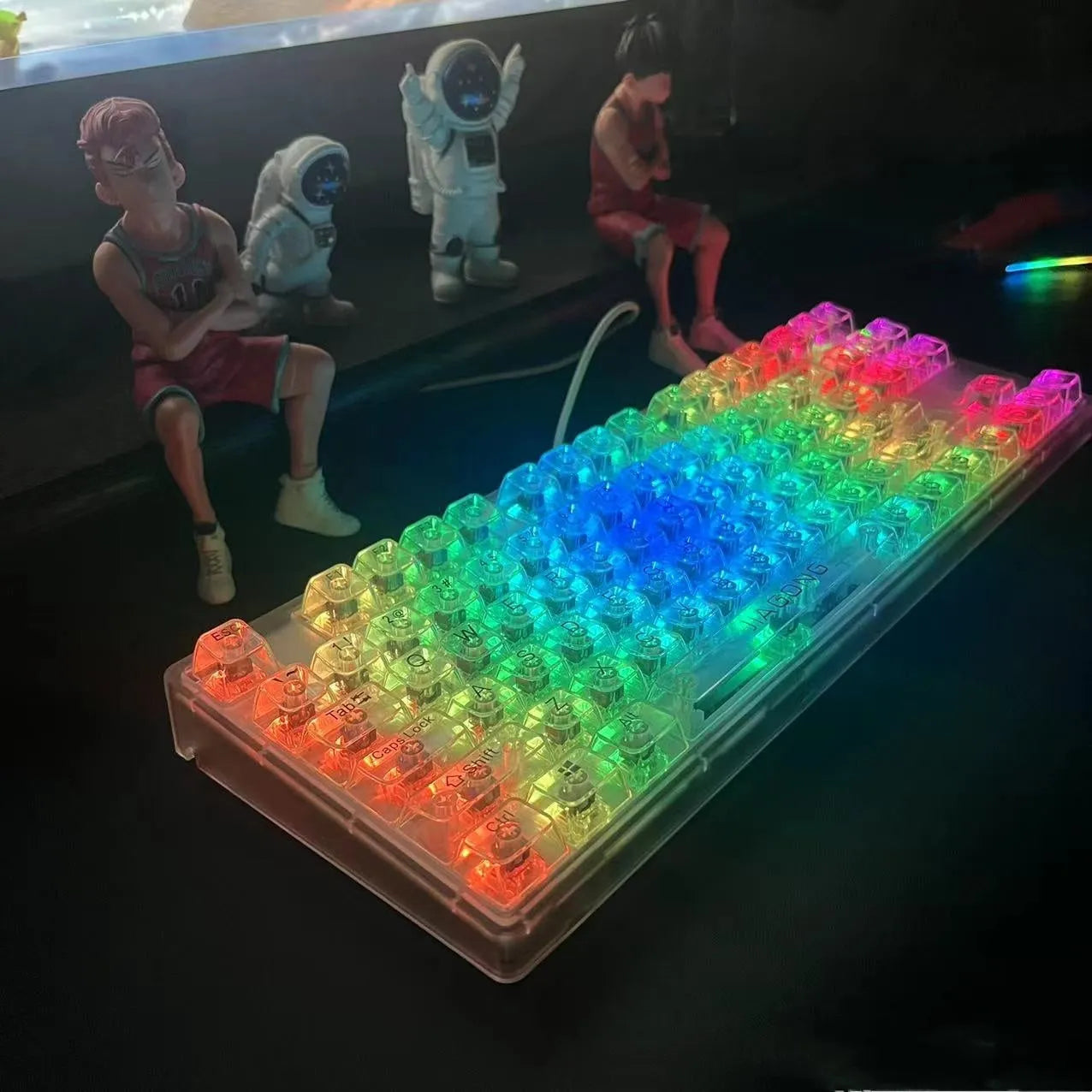 Universal 132 key transparent plastic keycap set for mechanical keyboards