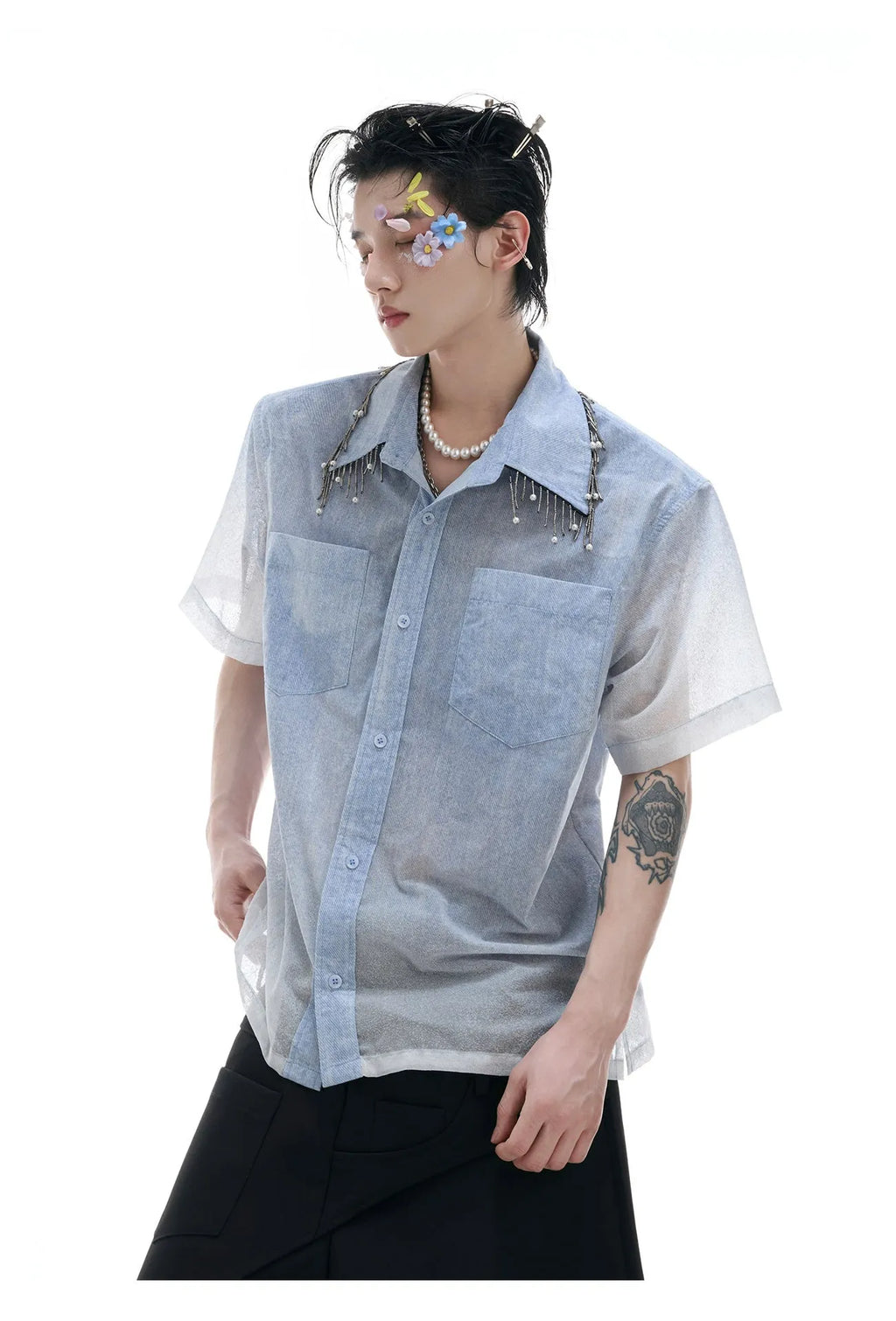 Men's loose fit blue and white gradient short sleeve shirt with quilted design details