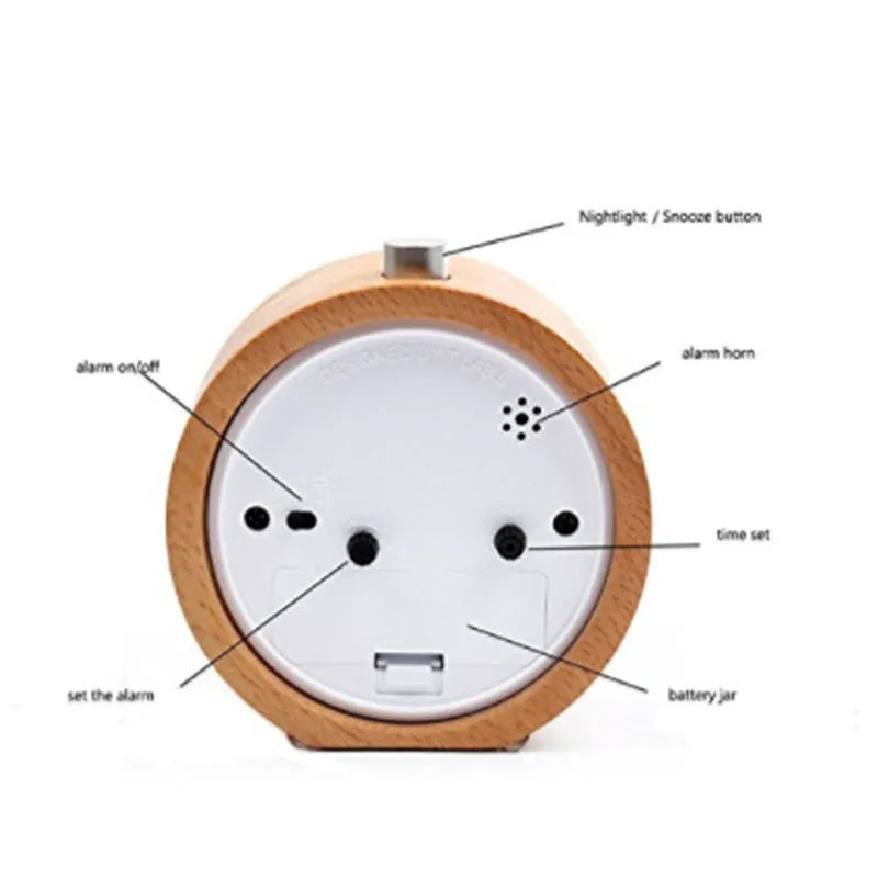 Solid beech wood bedside alarm clock with silent snooze function and 9.5cm diameter