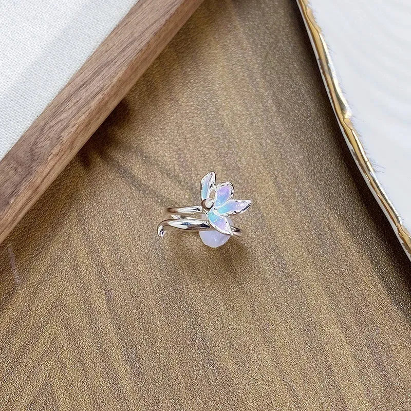 Adjustable opening copper ring featuring an insect motif with a dripping oil texture finish.
