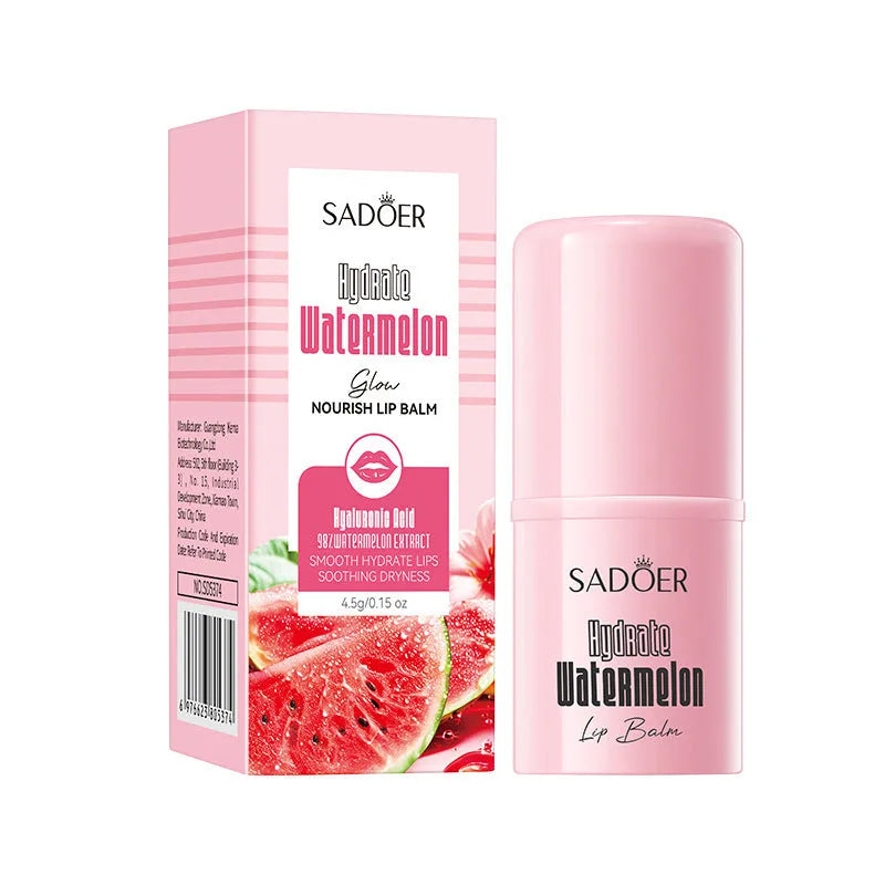 Anti-chapped moisturising lipstick tube with hyaluronic acid and vitamin E labelling