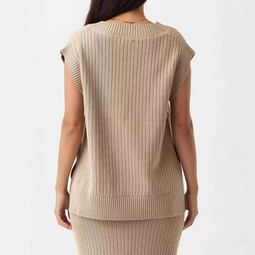 Women's V-neck sleeveless pullover vest in loose fit camel colour viscose fabric