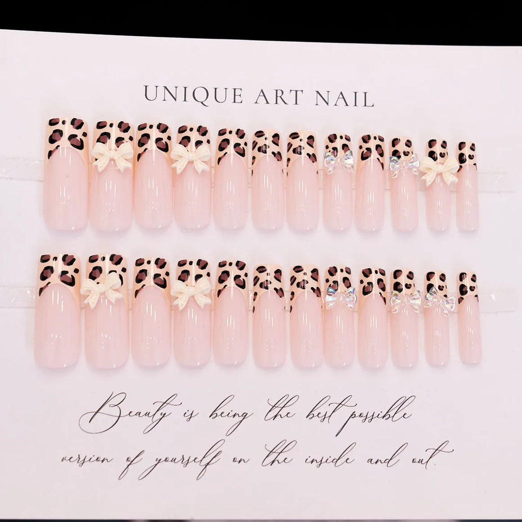 Leopard print butterfly design artificial fingernail set for DIY manicures