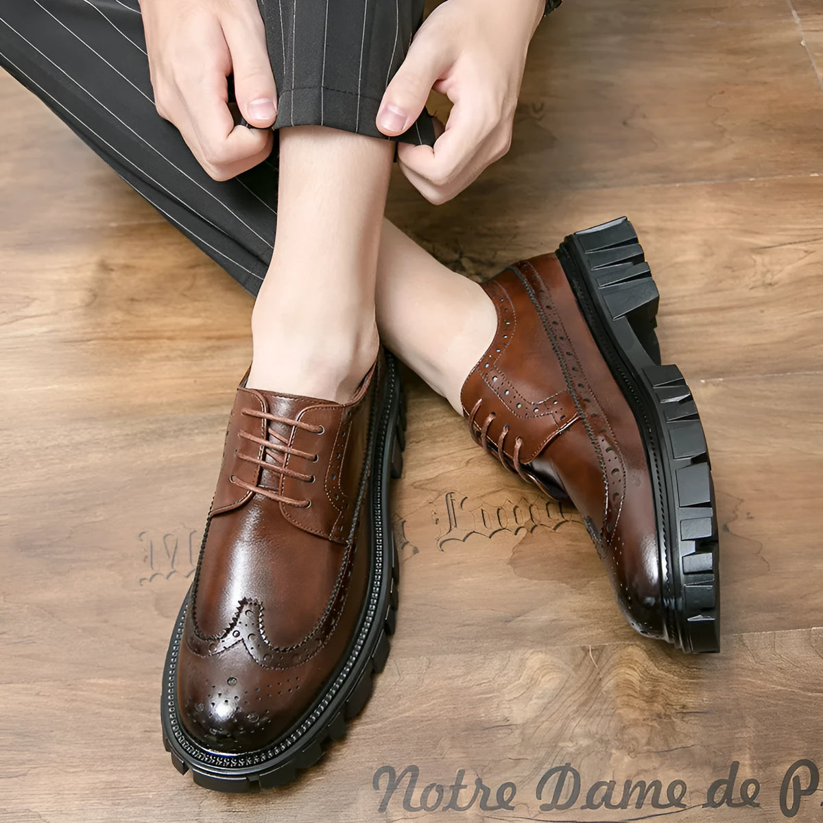 Men's black and brown business brogue shoes with round toe and artificial PU upper for office wear