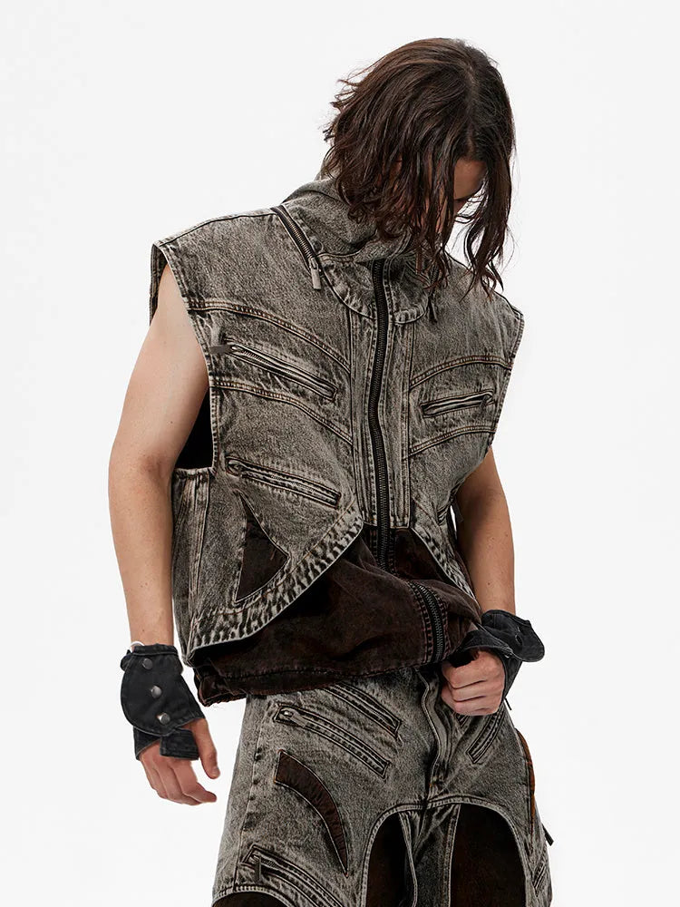 Men's sleeveless denim vest jacket with zip front in cotton fabric