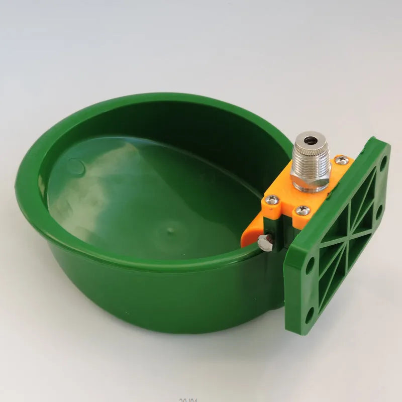 Green engineering plastic drinking bowl with water nozzle for sheep and pigs livestock watering