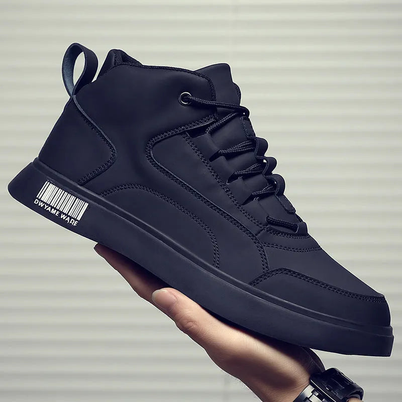 Men's white mid-top sports board shoes with round toe and lace-up closure on a rubber sole.