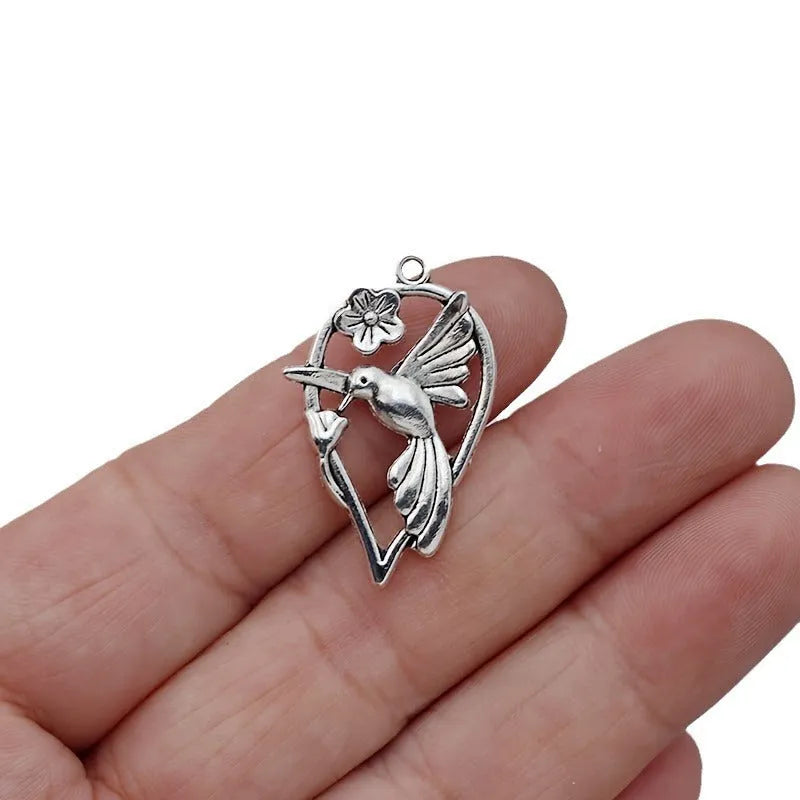 Alloy magpie pendant charm with electroplated P234 colour finish for DIY jewellery