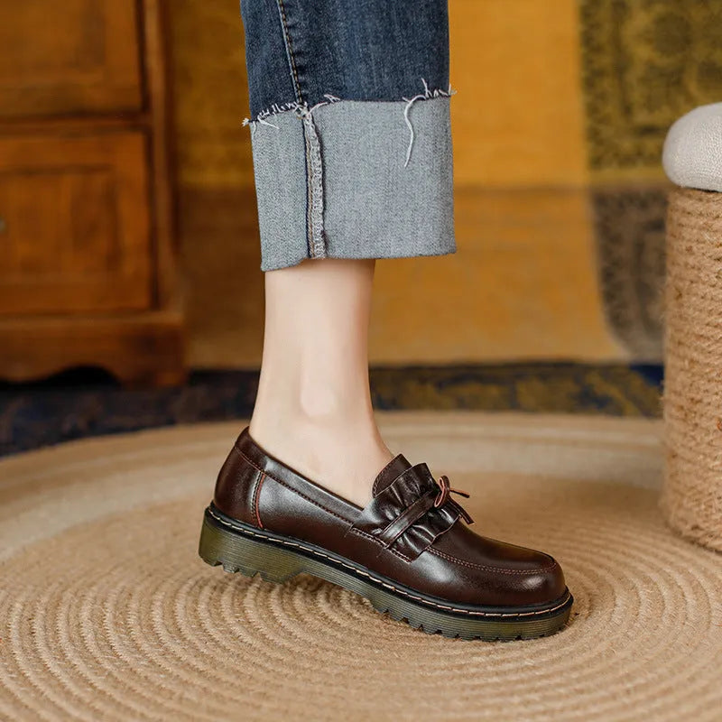 British style women's leather shoes with round toe and chunky heel in black or brown
