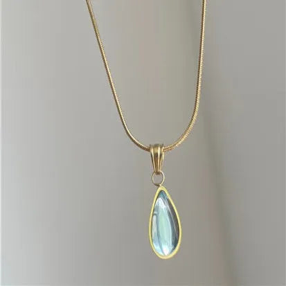 Retro water drop necklace in blue or green colours with snake bone chain