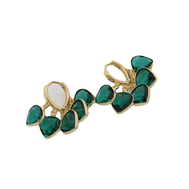Korean style green heart shaped ear clip earrings for women with artificial gemstone