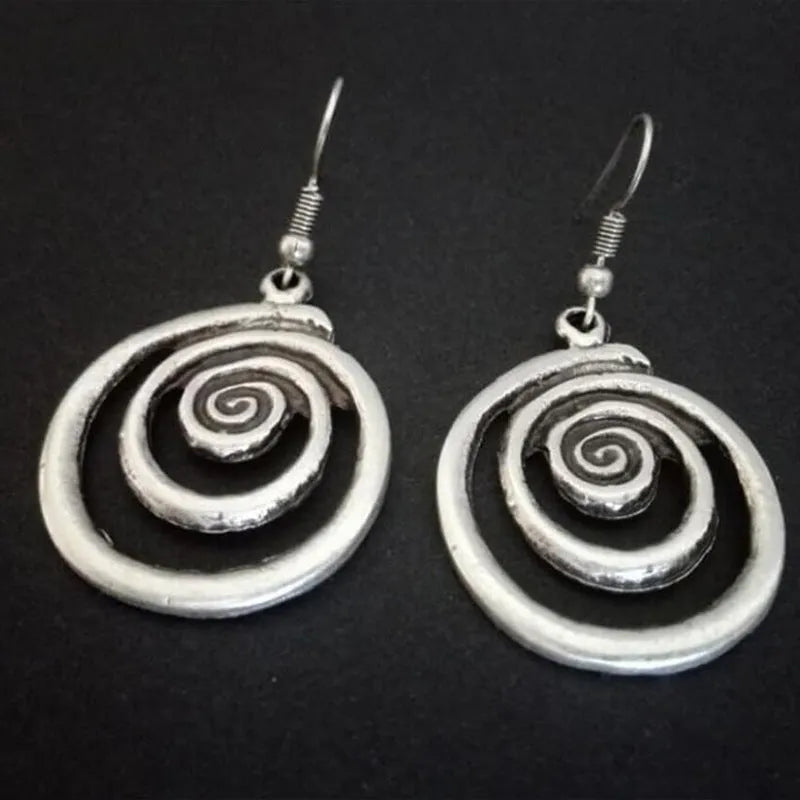 Silver geometric spiral distressed alloy earrings measuring 2.6×5cm